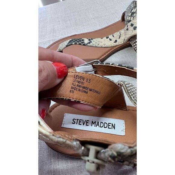 Steve Madden Women Leven SnakeSkin Rhinestone Embellished Sandals Cream Size 8.5 - Picture 10 of 12